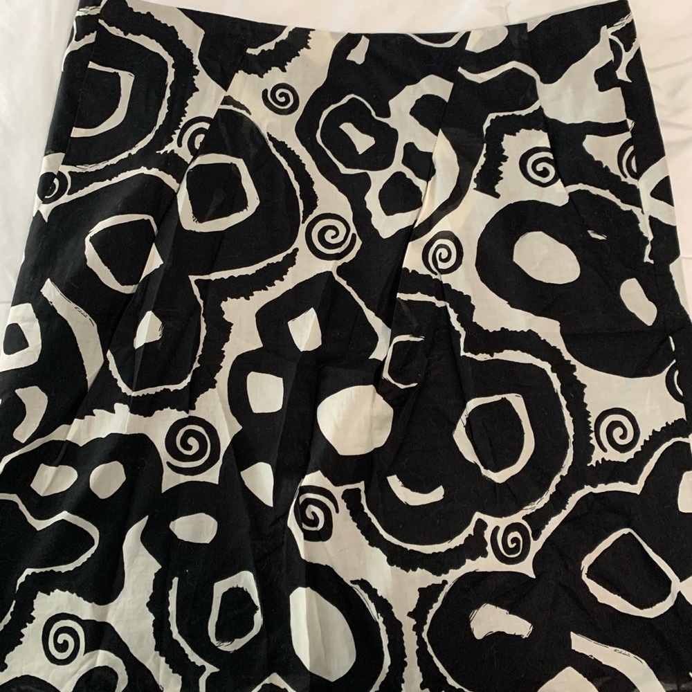 Geometric skirt